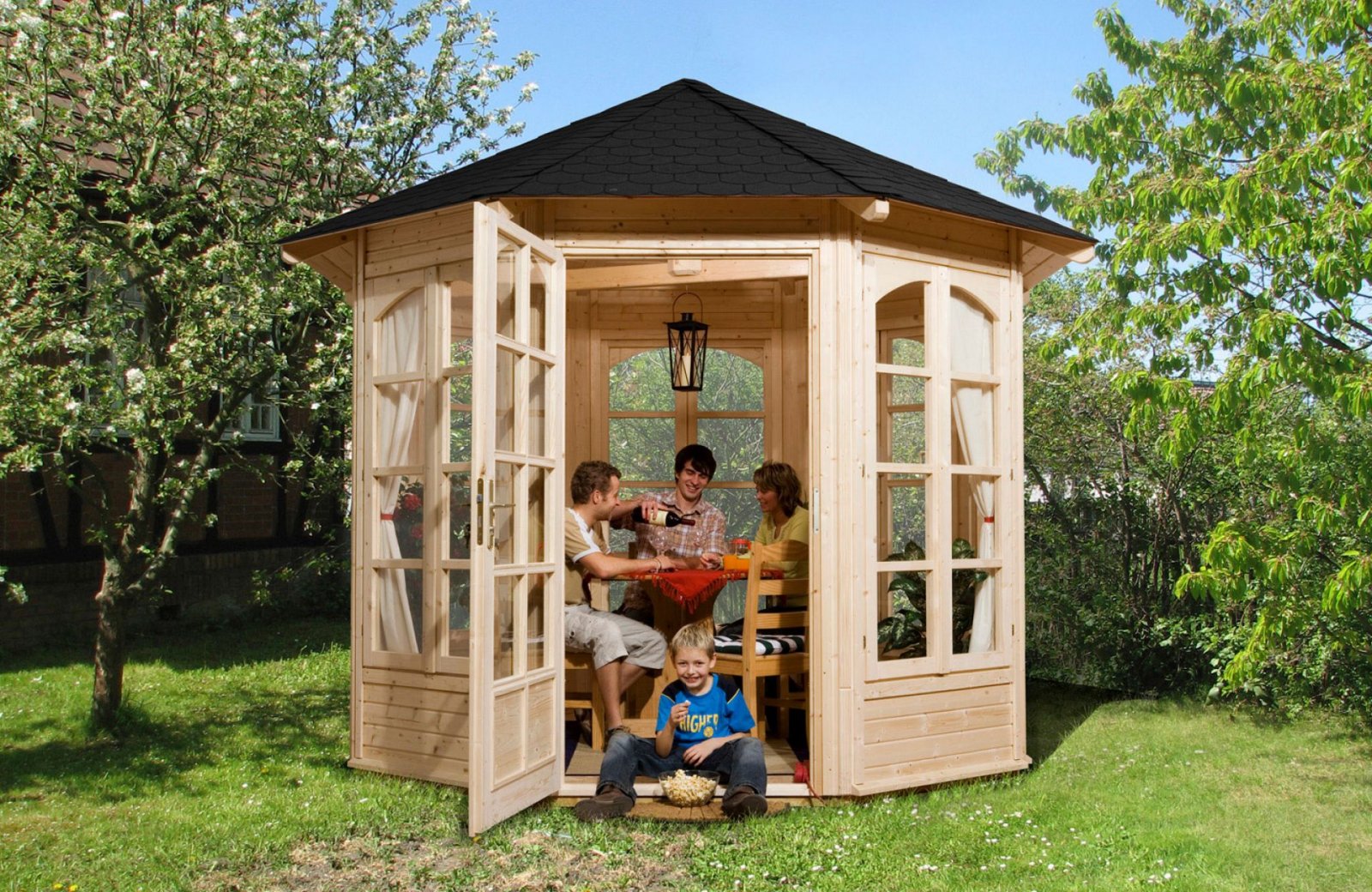 Pavilon ablakokkal Weka 234.2828